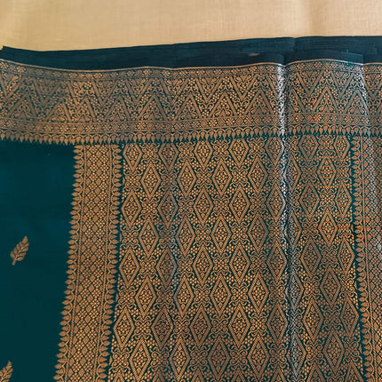 Peacock Green Banarasi Silk Saree with Antique Gold Zari Pallu& Traditional Leaf Buttas-B-SS-PGBS-AGZP-TLB-004