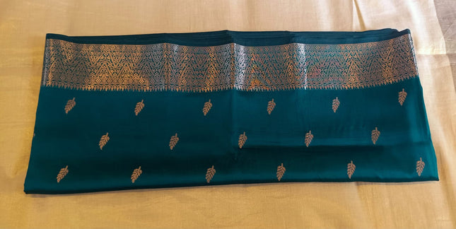 Peacock Green Banarasi Silk Saree with Antique Gold Zari Pallu& Traditional Leaf Buttas-B-SS-PGBS-AGZP-TLB-004
